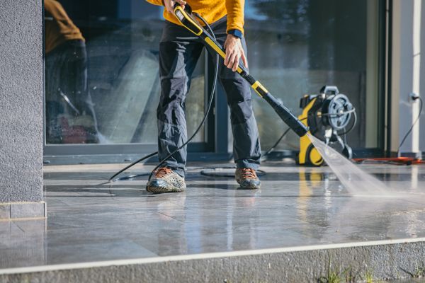 Cost of Concrete Cleaning in Aurora