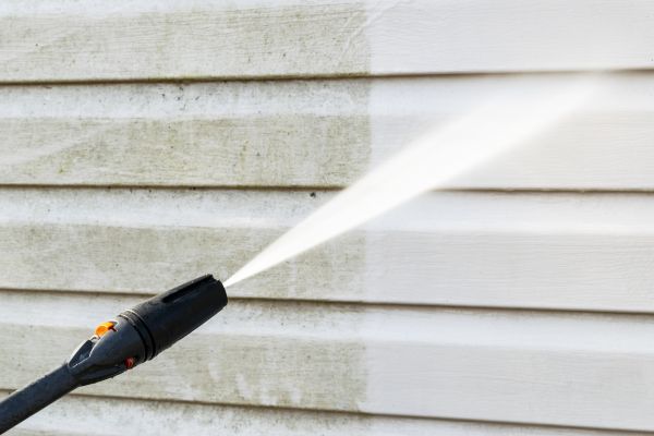 Cost of House Exterior Cleaning in Aurora