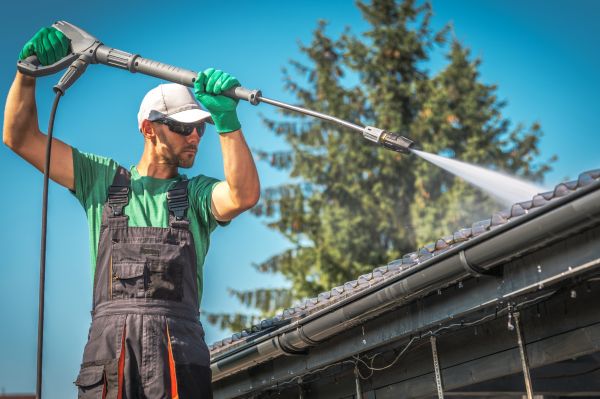 Cost of Gutter Washing in Aurora