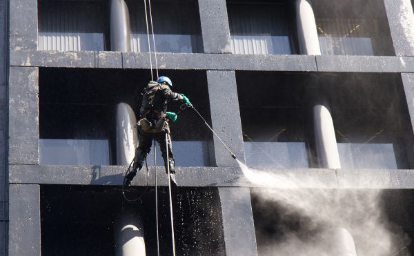 Cost of Condo Power Washing in Aurora