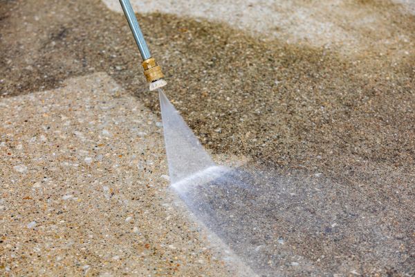 Cost of Driveway Pressure Cleaning in Aurora