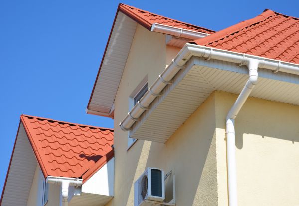 Cost of Soffit Cleaning in Aurora