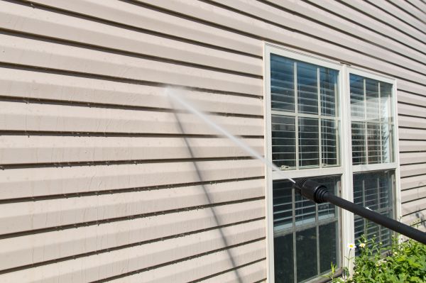 Cost of House Pressure Washing in Aurora