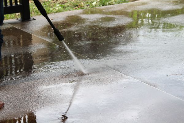 Cost of Concrete Deck Cleaning in Aurora