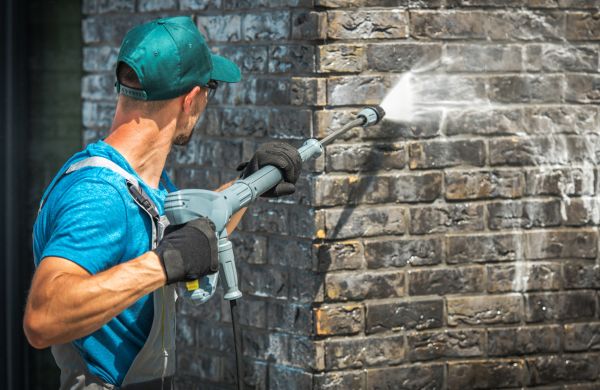 Cost of Exterior Masonry Cleaning in Aurora
