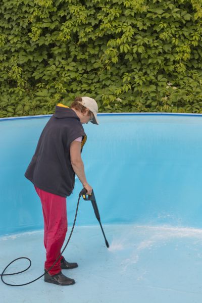 Cost of Pool Pressure Washing in Aurora