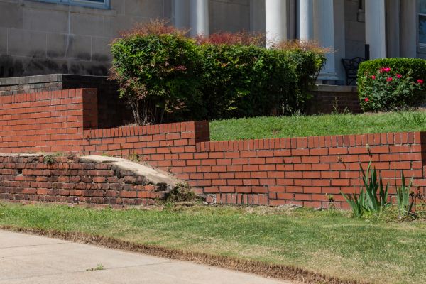 Cost of Retaining Wall Cleaning in Aurora
