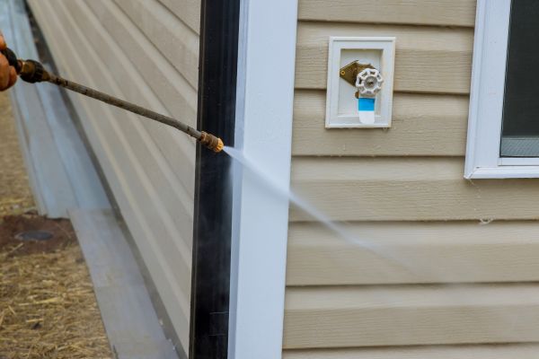 Cost of Vinyl Siding Cleaning in Aurora