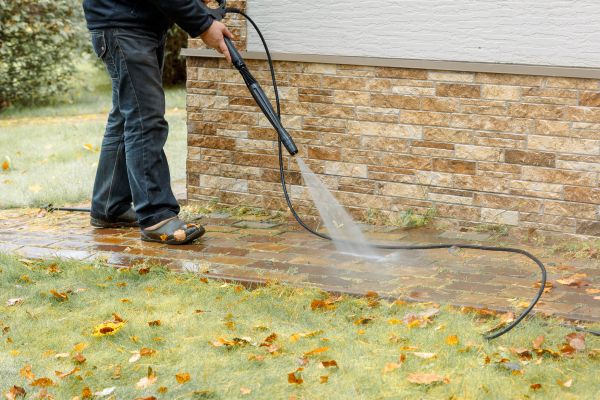 Cost of Residential Powerwashing in Aurora
