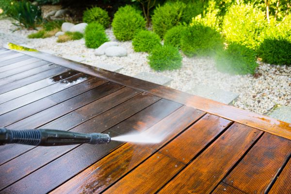 Cost of Deck Cleaning in Aurora